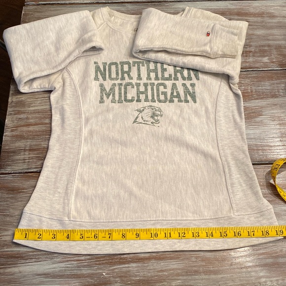 Vintage Champion Northern Michigan Sweatshirt Gray Distress Logo Womens Sz Small - Picture 12 of 12